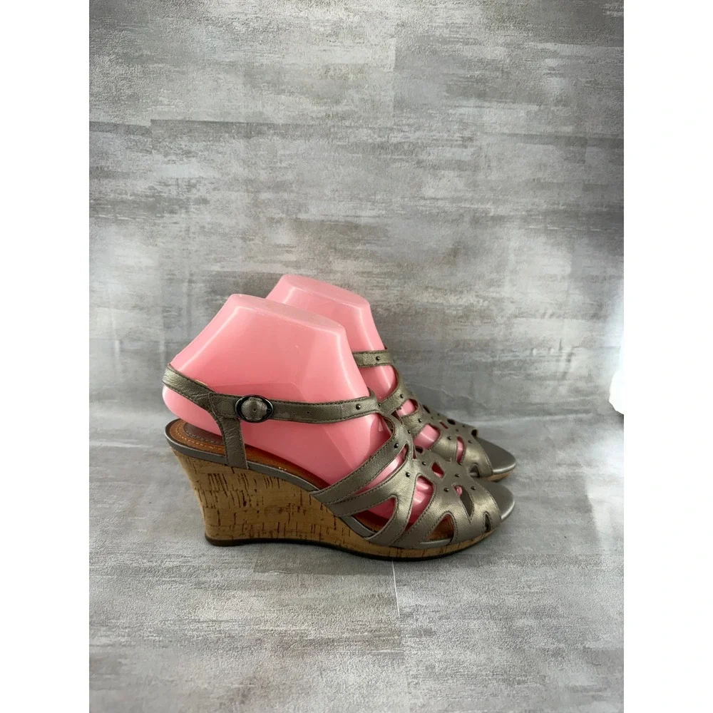Clarks Women Metallic Pewter Leather Laser Cut Cork Wedge Sandals 60694 Size 8M
